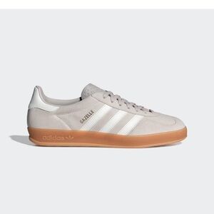 Adidas Gazelle in Chalk Pearl and White women’s